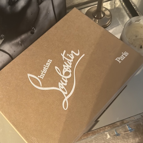 *Christian Louboutin Kate 100 Tiffany Blue one wore them once . To small - Picture 3 of 6